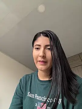 Ashley-Cute19 online show from January 5, 2025, 9:47 pm
