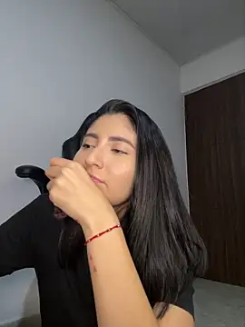 Ashley-Cute19 online show from January 24, 2025, 2:39 am