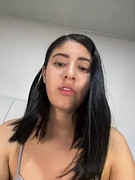 Ashley-Cute19 online show from January 30, 2025, 1:44 am