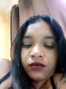 Indianqueen03 online show from December 13, 2024, 8:20 am