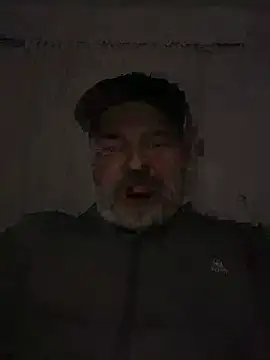 Kadu2712 online show from July 8, 2026, 4:39 am