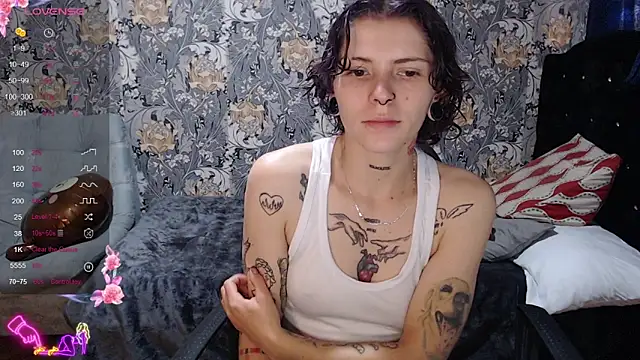 pretty cristal69 online show from May 17, 2026, 12:56 pm