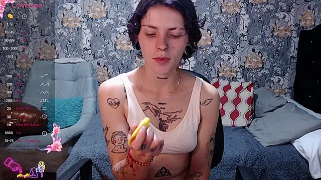 pretty cristal69 online show from June 24, 2026, 12:20 am