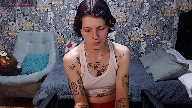 pretty cristal69 online show from June 27, 2026, 12:26 am