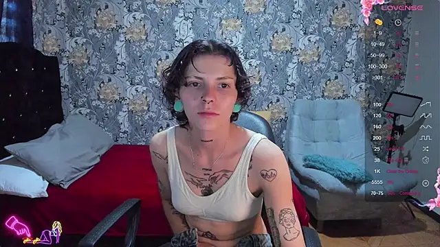 pretty cristal69 online show from July 12, 2026, 4:53 pm