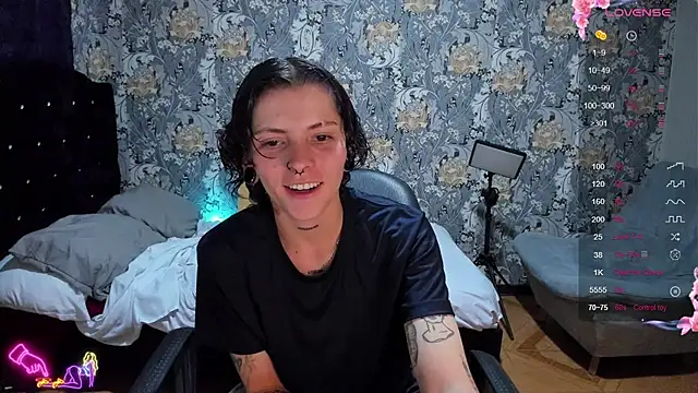 pretty cristal69 online show from August 6, 2026, 11:06 pm
