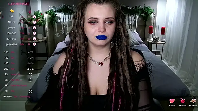 Miss Maya Mils online show from December 22, 2024, 7:22 am