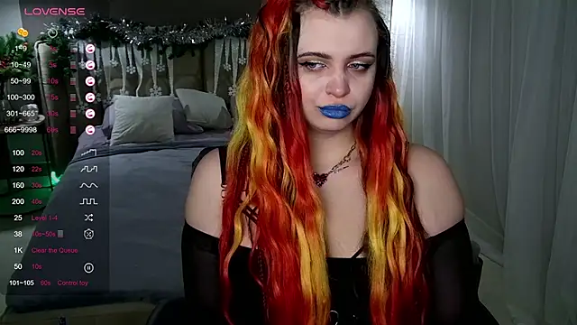 Miss Maya Mils online show from January 8, 2025, 1:11 am