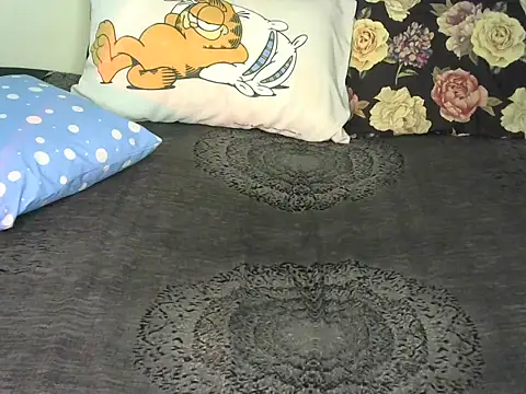 Bella cute01 online show from March 2, 2026, 7:54 pm