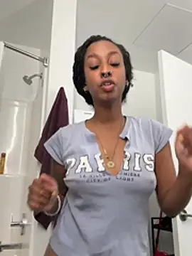 Your Paris online show from March 13, 2026, 9:54 pm