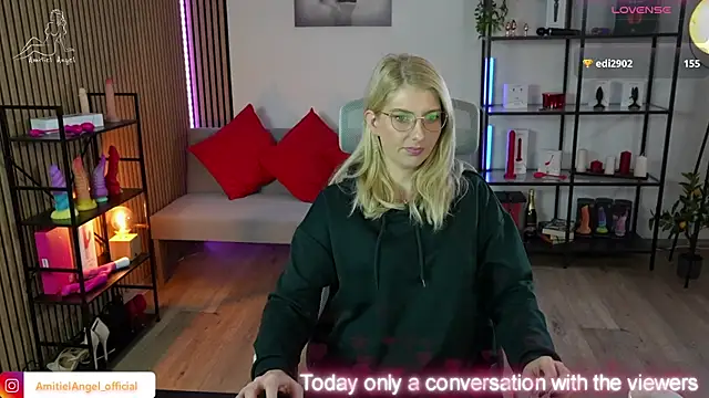 Amitiel Angel online show from November 8, 2025, 8:07 pm