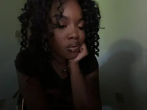 Snapshot of magicalc00ch chatting on June 22, 2026, 11:02 pm magicalc00ch online show from June 22, 2026, 11:02 pm