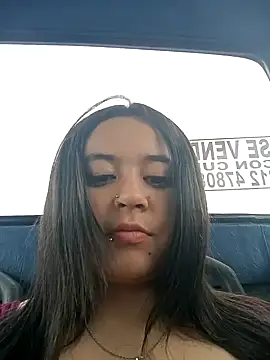 Snapshot of Cristal__04 chatting on December 13, 2024, 8:58 pm Cristal 04 online show from December 13, 2024, 8:58 pm