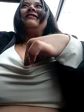 Snapshot of Cristal__04 chatting on January 3, 2025, 10:19 pm Cristal 04 online show from January 3, 2025, 10:19 pm