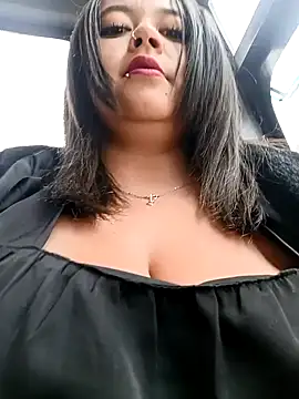 Snapshot of Cristal__04 chatting on January 30, 2025, 4:13 pm Cristal 04 online show from January 30, 2025, 4:13 pm