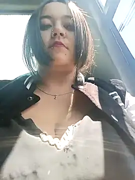 Snapshot of Cristal__04 chatting on February 17, 2025, 7:53 pm Cristal 04 online show from February 17, 2025, 7:53 pm