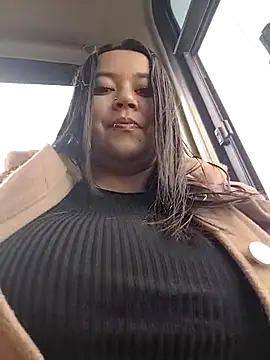 Snapshot of Cristal__04 chatting on June 18, 2026, 1:04 pm Cristal 04 online show from June 18, 2026, 1:04 pm