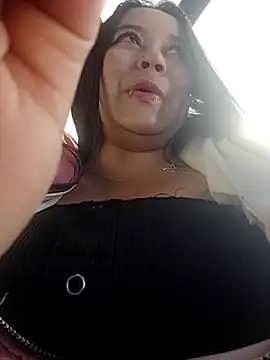 Snapshot of Cristal__04 chatting on June 20, 2026, 12:52 pm Cristal 04 online show from June 20, 2026, 12:52 pm