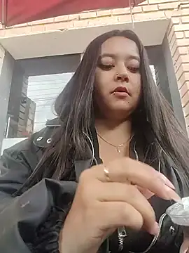 Cristal  04 online show from July 13, 2026, 5:49 pm