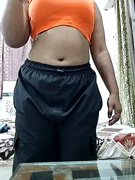 Snapshot of MohiniHott chatting on September 24, 2025, 5:22 am MohiniHott online show from September 24, 2025, 5:22 am