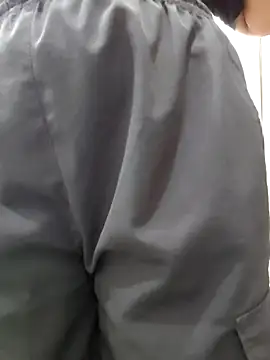 Snapshot of MohiniHott chatting on October 6, 2025, 6:33 am MohiniHott online show from October 6, 2025, 6:33 am