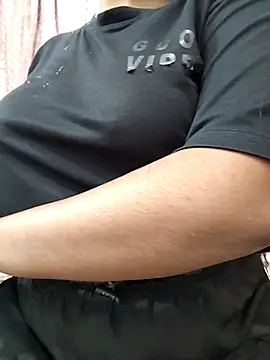 Snapshot of MohiniHott chatting on October 11, 2025, 7:40 am MohiniHott online show from October 11, 2025, 7:40 am