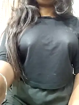 Snapshot of MohiniHott chatting on March 1, 2026, 5:31 am MohiniHott online show from March 1, 2026, 5:31 am