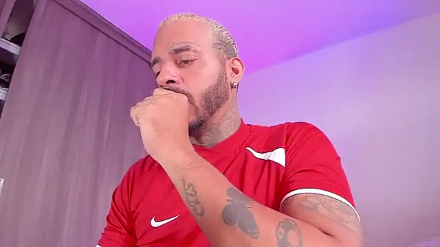 mulatos16 online show from May 8, 2026, 4:45 pm