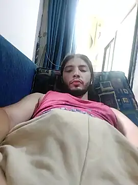 kleineid77 online show from September 18, 2025, 2:19 pm