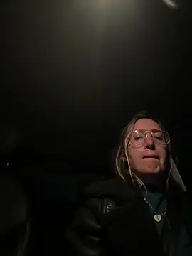 Snapshot of casalinga88 chatting on February 26, 2025, 7:05 pm casalinga88 online show from February 26, 2025, 7:05 pm