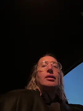 Snapshot of casalinga88 chatting on March 6, 2025, 5:33 pm casalinga88 online show from March 6, 2025, 5:33 pm