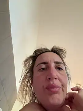 Snapshot of casalinga88 chatting on March 7, 2025, 6:46 am casalinga88 online show from March 7, 2025, 6:46 am