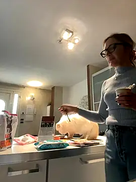 Snapshot of casalinga88 chatting on October 13, 2025, 11:32 am casalinga88 online show from October 13, 2025, 11:32 am