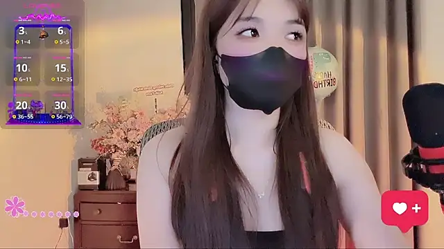 Berrysweet 68 online show from July 19, 2026, 6:55 pm