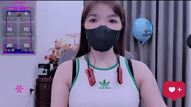 Berrysweet 68 online show from July 21, 2026, 3:03 pm