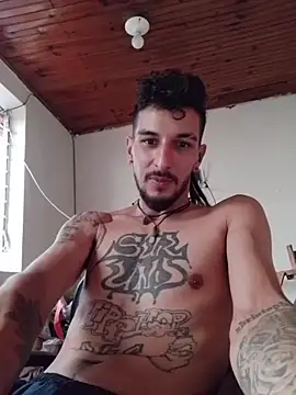 Snapshot of elgoguexxx chatting on July 21, 2026, 9:39 pm elgoguexxx online show from July 21, 2026, 9:39 pm
