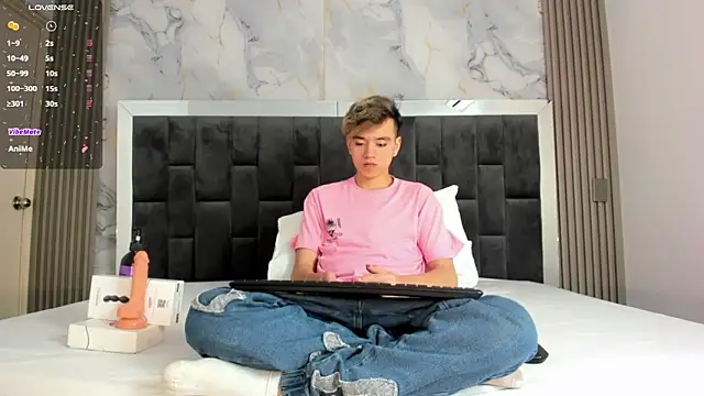 bunny maxi online show from February 14, 2025, 1:08 pm