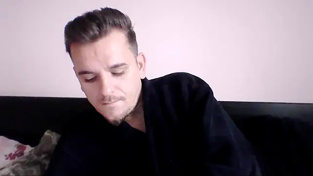 Snapshot of Huge_cock22cm chatting on October 2, 2025, 6:20 am Huge cock22cm online show from October 2, 2025, 6:20 am