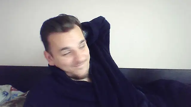 Snapshot of Huge_cock22cm chatting on October 7, 2025, 7:38 am Huge cock22cm online show from October 7, 2025, 7:38 am