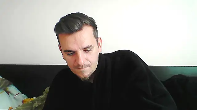 Snapshot of Huge_cock22cm chatting on October 15, 2025, 10:04 am Huge cock22cm online show from October 15, 2025, 10:04 am