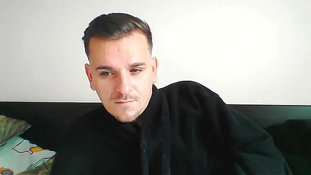 Snapshot of Huge_cock22cm chatting on October 16, 2025, 10:38 am Huge cock22cm online show from October 16, 2025, 10:38 am