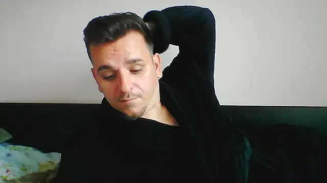 Snapshot of Huge_cock22cm chatting on October 23, 2025, 8:24 am Huge cock22cm online show from October 23, 2025, 8:24 am