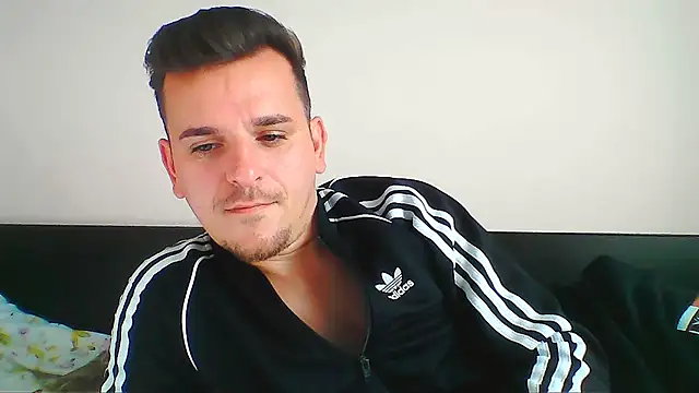 Snapshot of Huge_cock22cm chatting on October 28, 2025, 10:19 am Huge cock22cm online show from October 28, 2025, 10:19 am