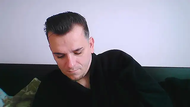 Snapshot of Huge_cock22cm chatting on November 14, 2025, 7:29 am Huge cock22cm online show from November 14, 2025, 7:29 am