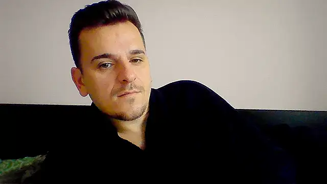 Huge cock22cm online show from January 6, 2026, 8:51 am