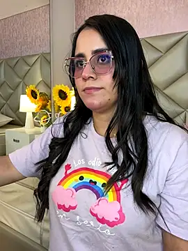 Snapshot of Brenda_Garcia chatting on October 4, 2025, 7:12 pm Brenda Garcia online show from October 4, 2025, 7:12 pm