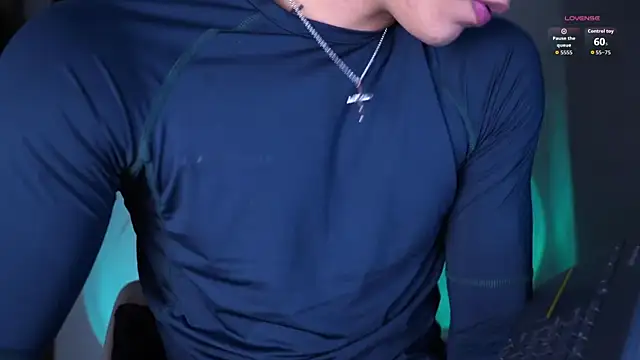 Josep Davies online show from November 25, 2025, 10:54 pm