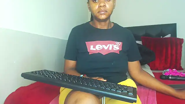 Snapshot of Fiercefoxxy chatting on March 19, 2026, 8:29 am Fiercefoxxy online show from March 19, 2026, 8:29 am