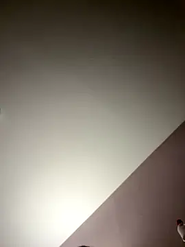 yxssxn24403 online show from October 4, 2025, 2:31 am