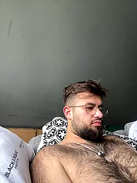 yxssxn24403 online show from October 15, 2025, 8:47 am